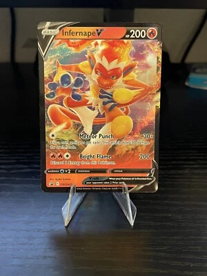 Infernape V SWSH252 SWSH: Sword & Shield Promo Cards Holo - Image 1 of 2