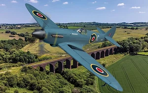 Modellino aereo Corgi 1/72 Royal Air Force Spitfire PR.XIX AA38708 finito - Foto 1 di 1