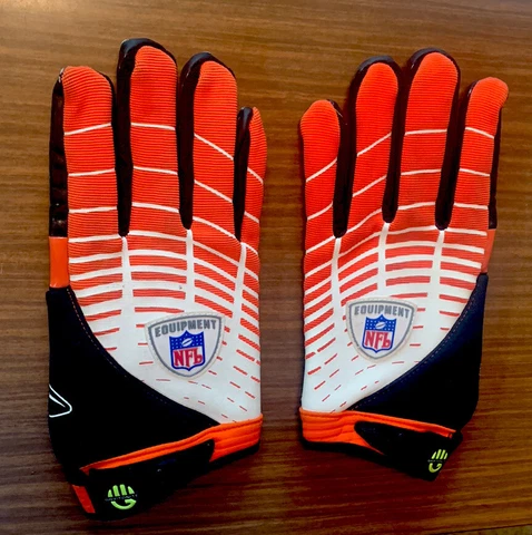 Cincinnati Bengals NFL No Slip On Field Size 3X Gloves by Reebok - Nice !! Cover