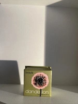 Benefit Dandelion Brightening Finishing Powder - 0.12oz Travel Size w Brush New! - Image 1 of 2