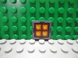 Lego 1 dunkel bläulich grau 2x2 Finishing Fliese bedruckt 4 Brenner Flammen NEU - Bild 1 von 2