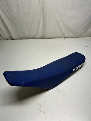 Honda CR250R cr 250 r 2000 asiento fabricante de equipos originales bandeja cubierta de espuma montaje bueno Foto 1 de 4