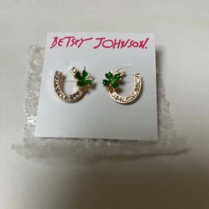 betsey johnson earrings Horseshoe Stud - Picture 1 of 3