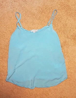 P.J. Top de pijama suave turquesa claro festoneado Salvage talla mediana Foto 1 de 4