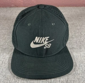 Nike SB Pro Dri-Fit Perforado Aerobill Snapback Gorra Carbón Swoosh - Imagen 1 de 19