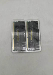 Corsair Vengeance CMZ32GX3M4X1600C10 DDR3 32GB RAM – New - Picture 1 of 1