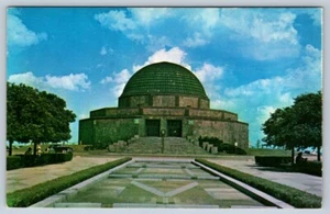 Adler Planetarium, Chicago, Illinois, Vintage Chrome Postcard #2 - Picture 1 of 2