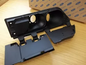FORD TRANSIT MK8 2017+ WITH ADBLUE - FUEL NECK AND FLAP DOOR UNIT - NEW GENUINE - Picture 1 of 8