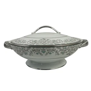 Noritake Raleigh Covered Vegetable Bowl 5816 Green Floral Platinum VTG Japan - Picture 1 of 9