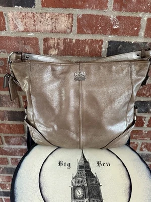 Coach Chelsea Metallic Leather Katarina Shimmer J1120-18901 Hobo Shoulder Bag — 第 1/4 张图片