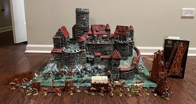 RARO Conjunto Vintage de Castelo de Elastolina Hausser, Figuras e Acessórios - Imagem 1 de 4