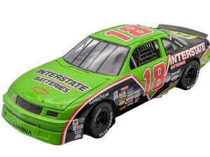 1994 Dale Jarrett #18 Chevy Interstate Batteries 1:18 NASCAR Collector's Edition - Picture 1 of 13