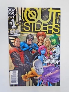 *Outsiders v3 (2003; Winick) 1-33, Ann 1 (34 Bücher) sehr guter bis m Zustand Lot - Bild 1 von 3