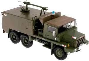 1/43 D/CAST BERLIET GBC 8KT FRENCH MILITARY AIRPORT FIRE TRUCK GREEN FRANCE 1969 - Picture 1 of 7