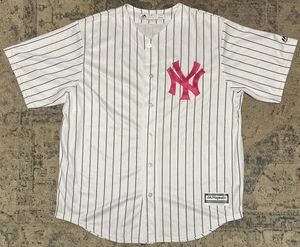 Maglia Majestic New York Yankees Festa della Mamma Rosa Logo Made in USA Uomo XL - Foto 1 di 10
