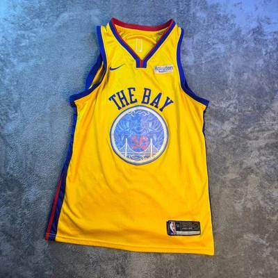 Camiseta Golden State Warriors Para Hombre Grande Nike NBA Baloncesto Stephen Curry 30 Bay Foto 1 de 4