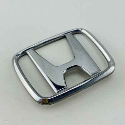 1994-1998 Honda Odyssey emblema logotipo emblema porta porta porta porta traseira cromada fabricante de equipamento original D98 - Imagem 1 de 4