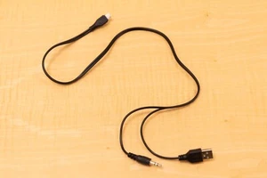 3-in-1 charging/audio cable - Zdjęcie 1 z 4