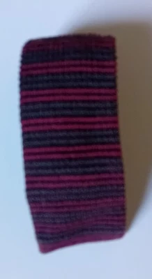 Corbata de lana tejida vintage Jaeger rayas verdes y rojas Foto 1 de 4