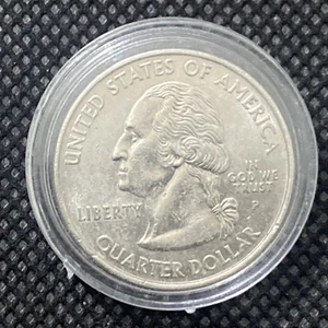 ALASKA STATE QUARTER  - silver coin grizzly bear salmon Quarter - Picture 1 of 3