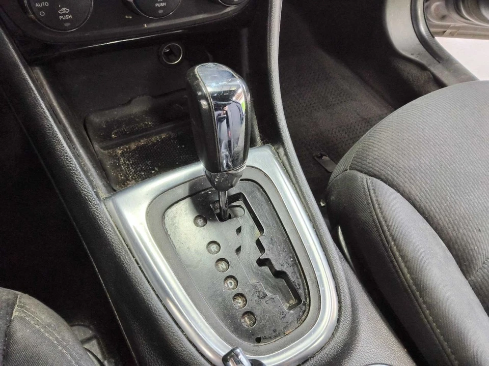 Palanca de cambios Chrysler 200 2014 transmisión 640859 Foto 1 de 1