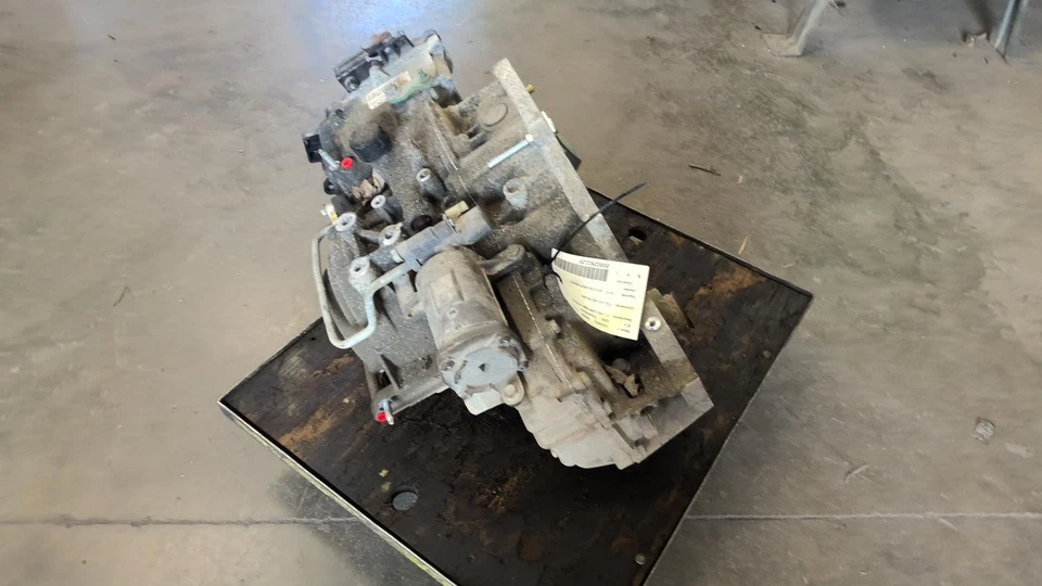 Used Automatic Transmission Assembly fits: 2016 Chevrolet Malibu AT VIN 1 4th di Foto 1 de 4