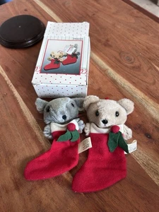 Mini medias adornos vintage 1990 Wang's International 5" ratón y oso - Imagen 1 de 3