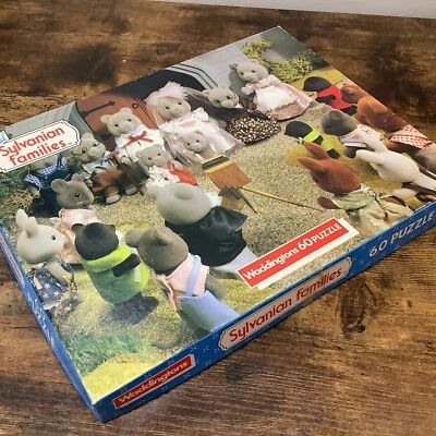 ORIGINAL WADDINGTONS SYLVANIAN FAMILIES JIGSAW PUZZLE 1987 VINTAGE 60 PIECE USED - Image 1 of 3