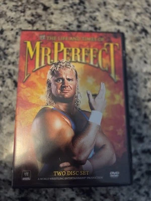 WWE The Life and Times of Mr. Perfect 2 Disc Set DVD  Foto 1 de 4