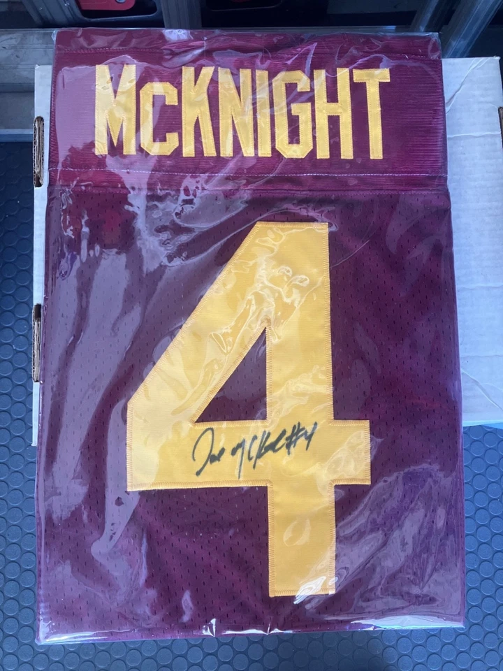Camiseta de fútbol USC Trojans cardenal y dorada firmada por el corredor Joe McKnight Foto 1 de 1