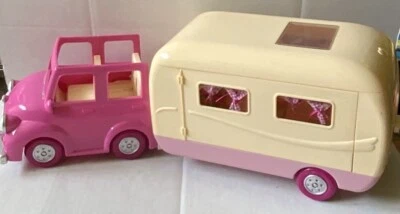 Calico Critters Happy Camper USED - Image 1 of 4