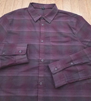 Lululemon 男式勃艮第格子共济会峰值纽扣法兰绒衬衫 - XL — 第 1/4 张图片