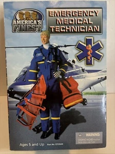 21st Century Toys Female EMT Figure - Picture 1 of 3