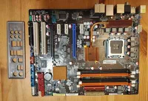 * Scheda madre Asus P5Q3 Socket 775 con mascherina PERFETTAMENTE FUNZIONANTE - Photo 1/8