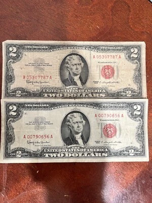 2 CONSECUTIVE 1963 $ 2 DOLLAR BILL RED SEAL US NOTES - Image 1 of 4