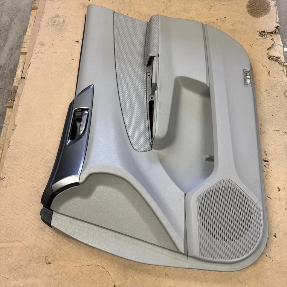 2011 2012 2013 Subaru Forester Front Right Passenger Interior Door Trim Panel - Изображение 1 из 4