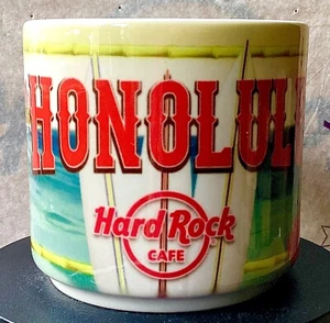 2017 HARD ROCK CAFE HONOLULU CITY TEE 16OZ COFFEE MUG CUP - Picture 1 of 3