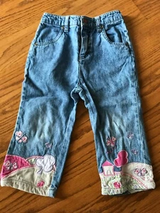 Pantalones de mezclilla azul bordados aplicados para bebés de Arizona talla 24 sin usar en buen estado - Imagen 1 de 3
