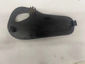 2002 GMC YUKON FRONT DRIVERS SIDE DOOR TRIM PANEL HANDLE - Picture 1 of 6