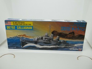 US Navy Destroyer DD792 Callaghan Fletcher Model Kit Pit Road Sky Wave 1:700 
