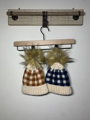 Sombreros pompones Mudpie bebé niña talla 6-18 meses Foto 1 de 4