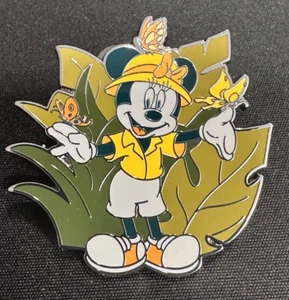 Disney World Park Animal Kingdom Safari Mystery Box Pin Minnie Mouse - Picture 1 of 1