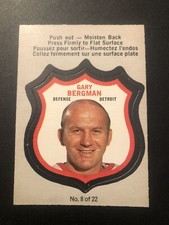 1972-73 O-Pee-Chee Player's Crests Gary Bergman #8
