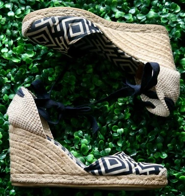 Tory Burch Women's Espadrille Wedge Shoes * Round Toe Lace Up Navy Natural Sz 38 - Image 1 of 4