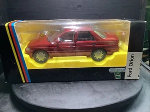 Schabak 1:24 1527 Ford Orion Ghia bordeaux rot  in gutem Zustand und mit OVP - Picture 1 of 10