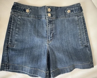 WHBM Novedad Botón Denim 5" Corto Talla 6 NUEVO con etiquetas Foto 1 de 4
