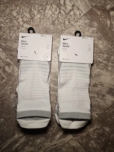 Lot of 2 Nike Spark Cushioned No Show Running Socks Men's 8-9.5 Women's 9.5-11 - Picture 1 of 3