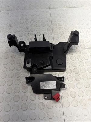 23-24 SUZUKI GSX800R 800S Ecu Starter Rear Tray Plastic OEM - Image 1 of 4