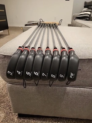 Juego de hierro forjado Ben Hogan Edge (3-PW) con eje de acero Hogan Apex #3 (flexión regular) Foto 1 de 4