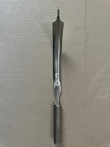 WM9980146-----BIG HOHMANN RETRACTOR FOR ( HIP SURGERY) - Picture 1 of 5